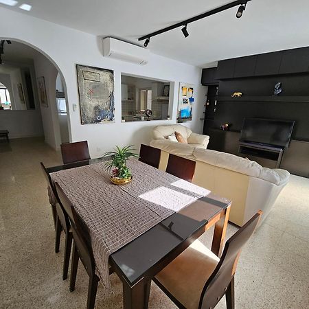 3 Bedroom Apt In Prime Location 5M Away From Beach Is-Swieqi Exterior photo